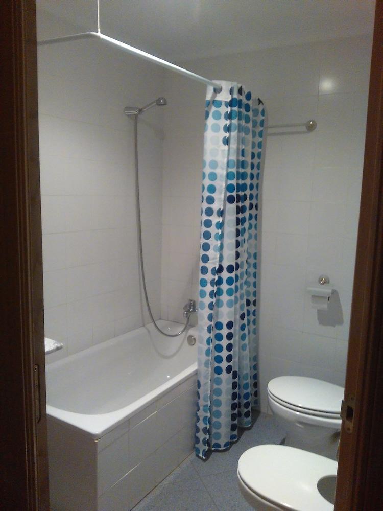 Hostal Miraflor De Las Cadenas กัวกอสเตยุสเต ภายนอก รูปภาพ